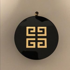 Givenchy travel makeup